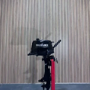 Suzuki DF4 ’24 outboard engine